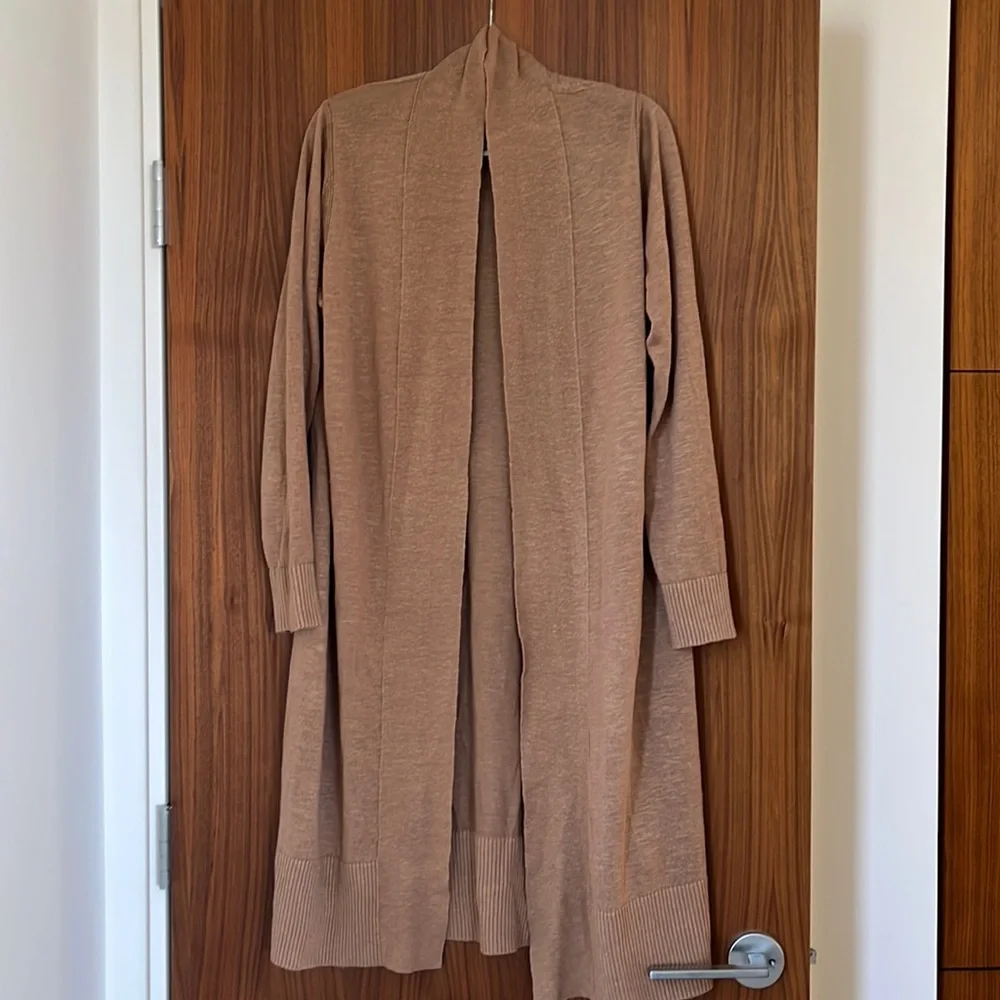 Banana Republic Linen Cardigan - Picture 4 of 9